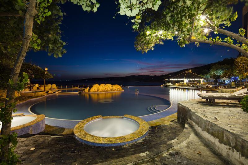 Rock Water Bay Hotel Ke Ga Exterior photo